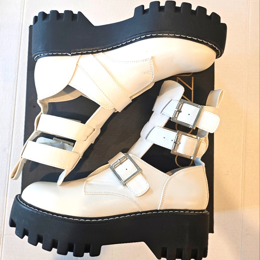 Shoedazzle-Sierra Buckle Bootie-Size 6.5- NEW WITH BOX!